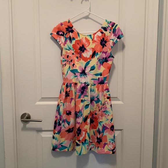 Moon Meadow Dresses & Skirts - Moon Meadow Floral Dress - Size Small